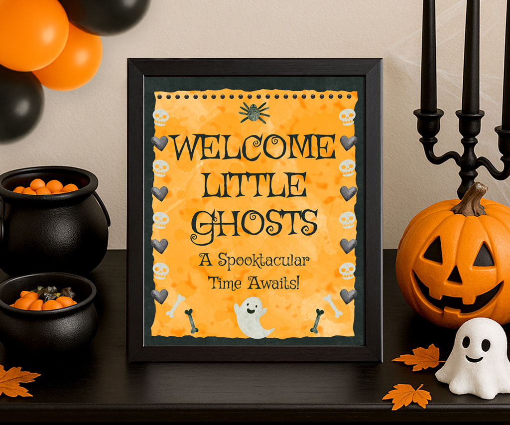 Halloween welcome sign printable with ghosts, and a skull & hearts border.