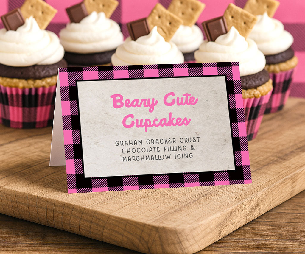 Pink and black buffalo plaid food tent card for Beary Cute Cupcakes.